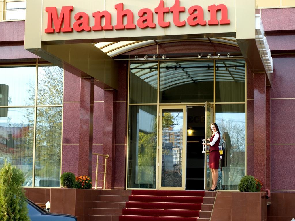 Manhattan Hotel & Restaurant Chisinau Eksteriør bilde